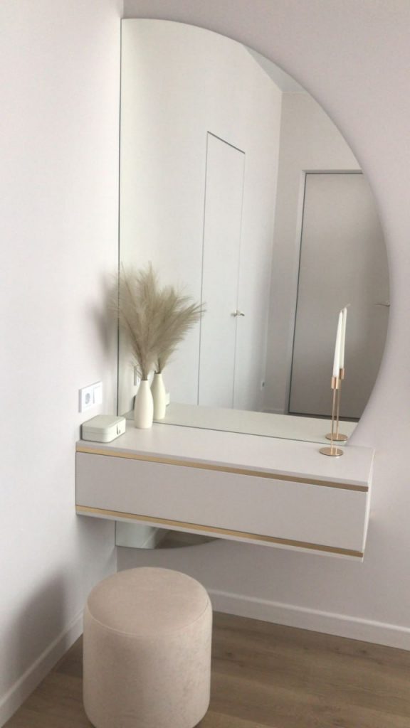 008 Медведева 23